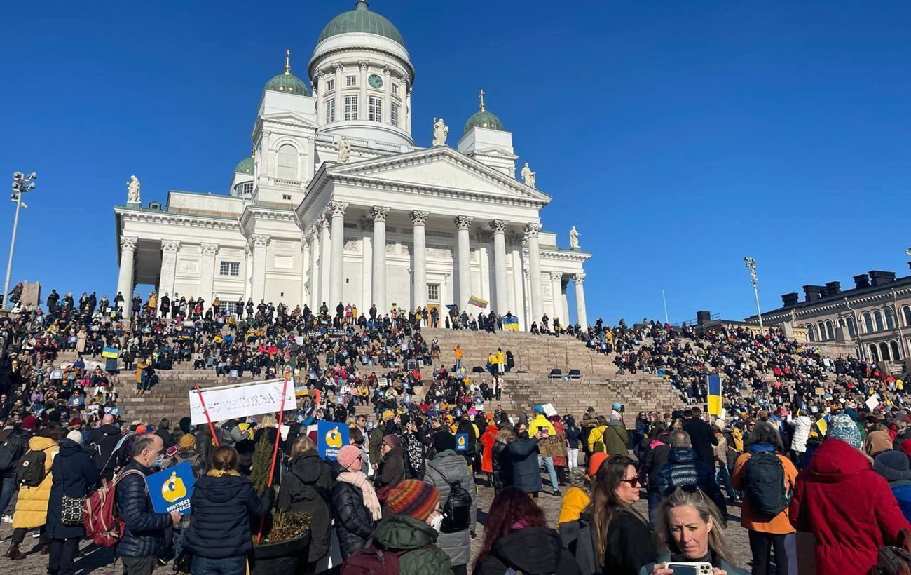 Разные сроки и условия. Какие страны уже продлили временную защиту украинцев